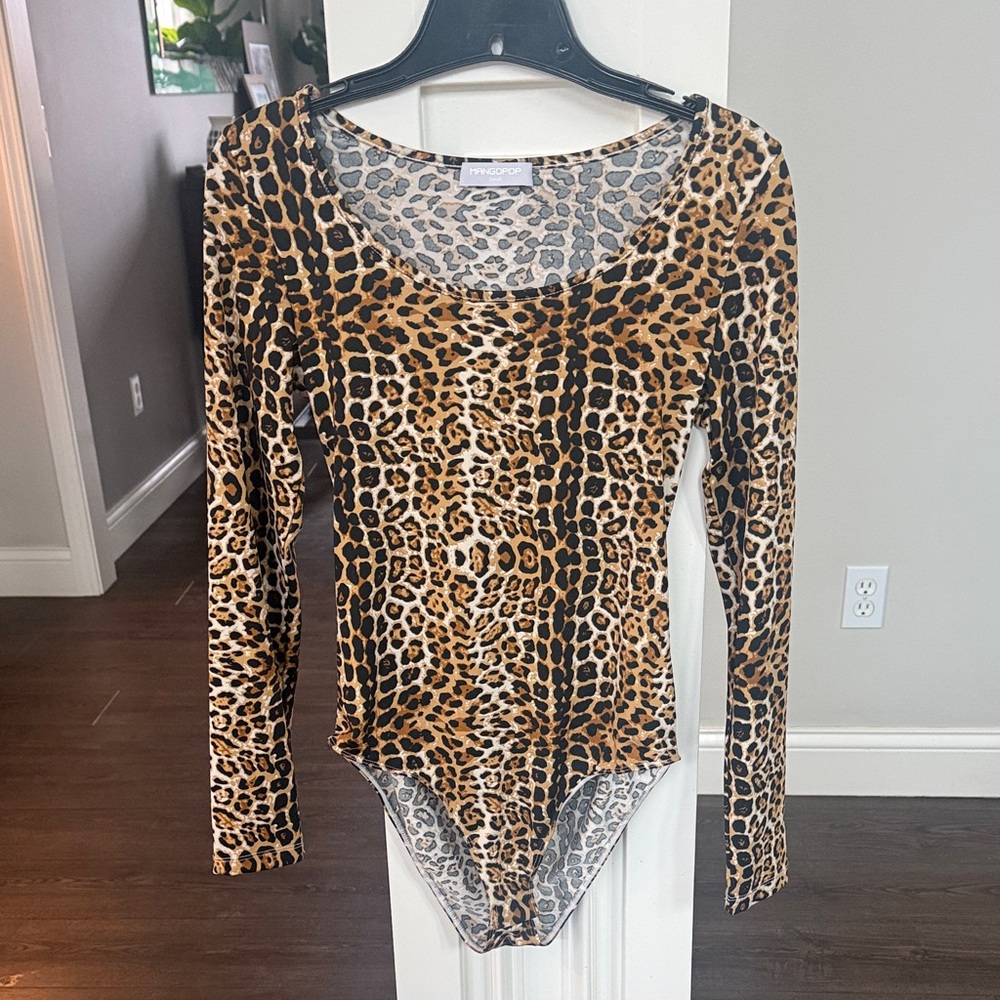 Mangopop NWOT animal print long sleeve bodysuit Small - Picture 3 of 6